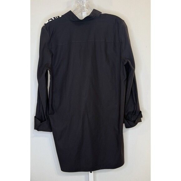 Chico’s No-Iron Tunic Top 1 (8 M) Black Animal Print Mix Zebra Leopard Stretch - Picture 2 of 8